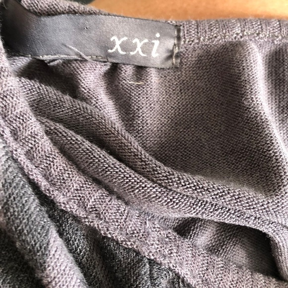 Top - Picture 3 of 3